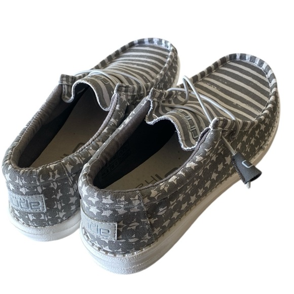 Hey Dude Wally Gray Patriotic Striped Boat Shoe Size 9 Grass Approved NWOT main image 9